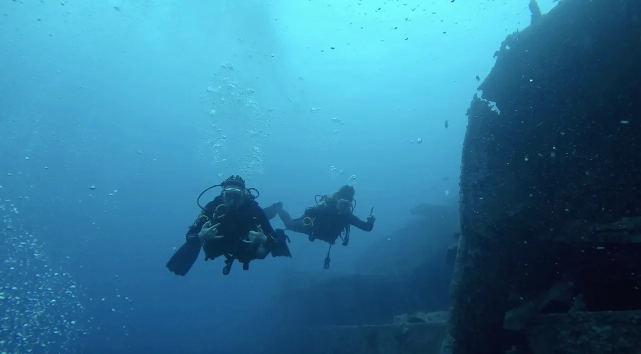Diving a wreck